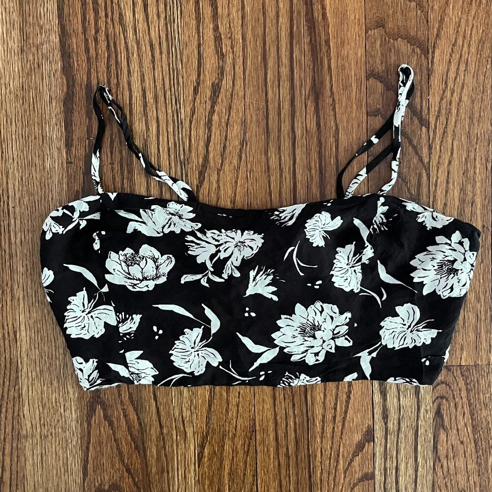 FREE PEOPLE I’ve Got A Feeling Black Floral Back Bow Tie Crop Top Flirty Chic L